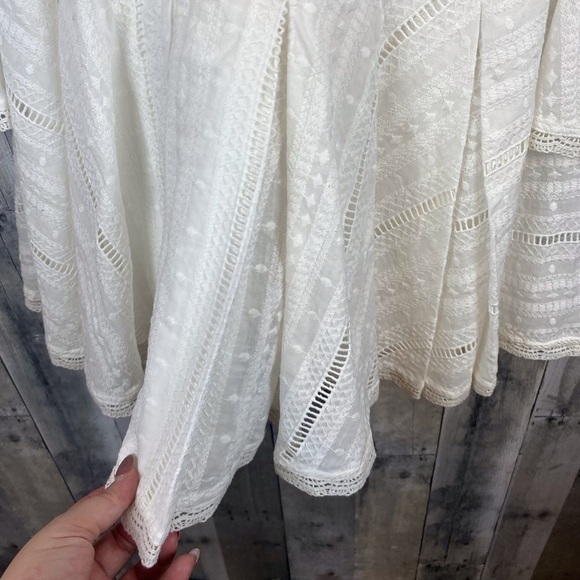 Tulrosea Nicole Embroidered Tie Waist Dress in White Size XXS New! - Picture 8 of 14